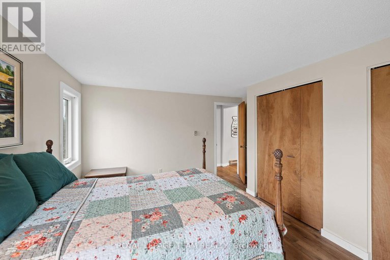 28908182/1119-firefly-lane/manotick-south-to-roger-stevens/ottawa/ontario/K4M0T6_36