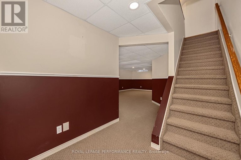 29648632/2023-rolling-brook-drive/orleans-village/ottawa/ontario/K1W1C9_30