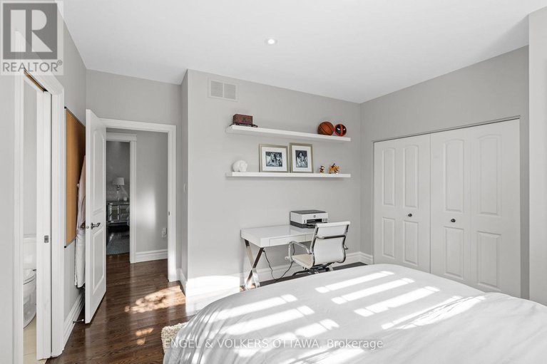 29015597/5906-longhearth-way/manotick-east-to-manotick-station/ottawa/ontario/K4M1M1_26