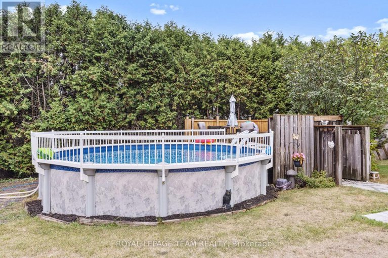 29043215/2248-wallingford-way/north-gower/ottawa/ontario/K0A2T0_37