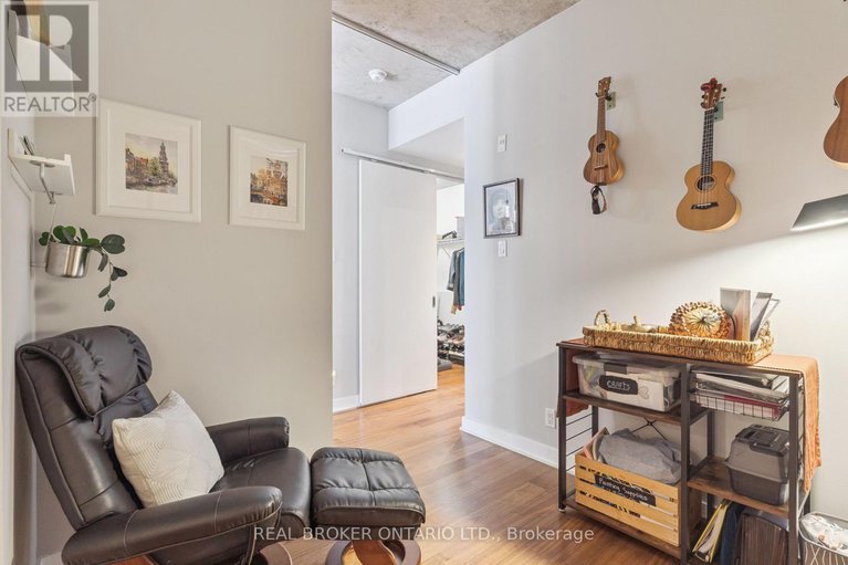 28528620/623-349-mcleod-street/ottawa-centre/ottawa/ontario/K2P0S1_13