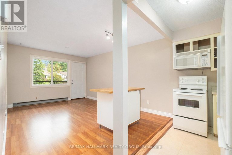 28804726/203c-2041-arrowsmith-dr-drive/beacon-hill-south/ottawa/ontario/K1J7V7_10