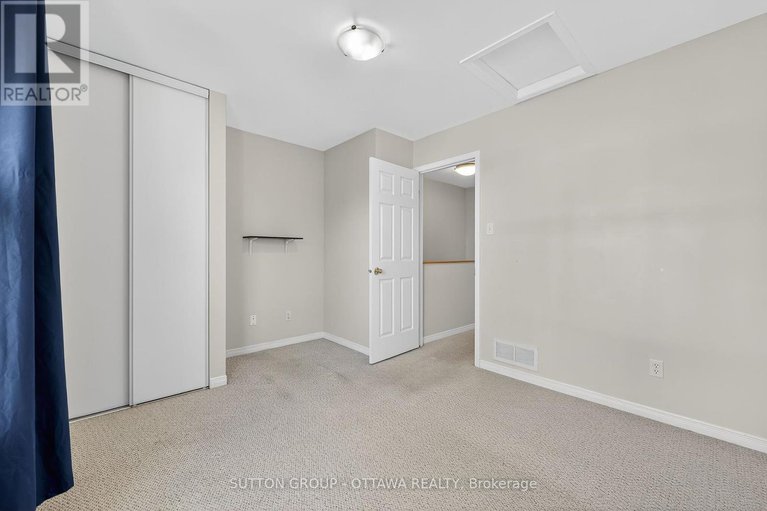 28805872/59-thornbury-crescent/centrepointe/ottawa/ontario/K2G6C4_17