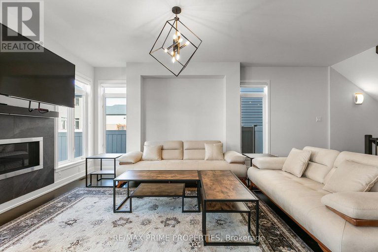 29225023/249-fountainhead-drive/mer-bleuebradley-estatesanderson-park/ottawa/ontario/K1W0H4_7