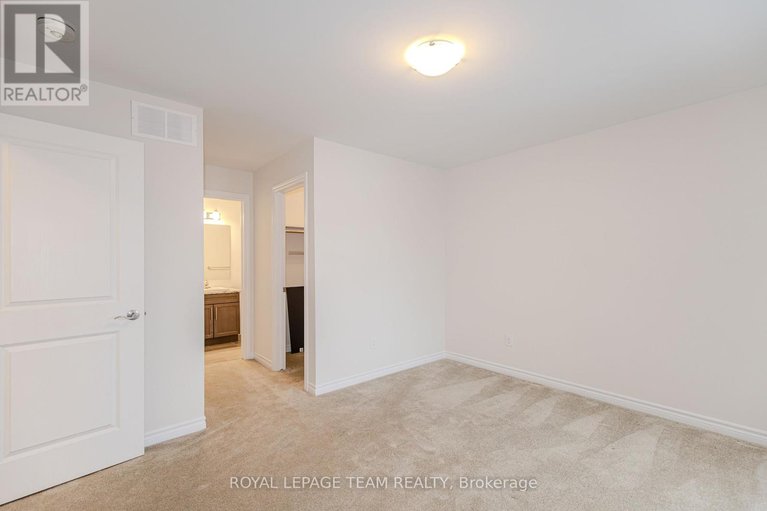 29446143/608-enclave-lane/town-of-rockland/clarence-rockland/ontario/K4K0M8_74