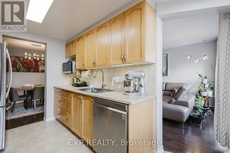 29137767/2274-brockstone-crescent/avalon-east/ottawa/ontario/K4A4V3_16