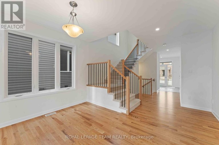 29547342/623-idyllic-terrace/avalon-east/ottawa/ontario/K4A5N9_4