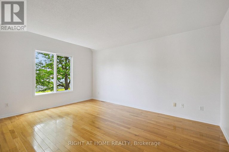 28485638/5119-lerner-way/beacon-hill-south/ottawa/ontario/K1J1B3_30