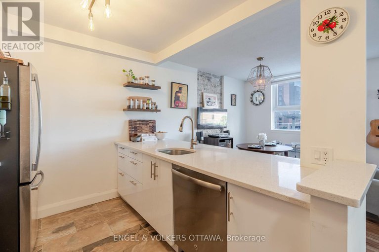 28847384/401-110-forward-avenue/mechanicsville/ottawa/ontario/K1Y4S9_11