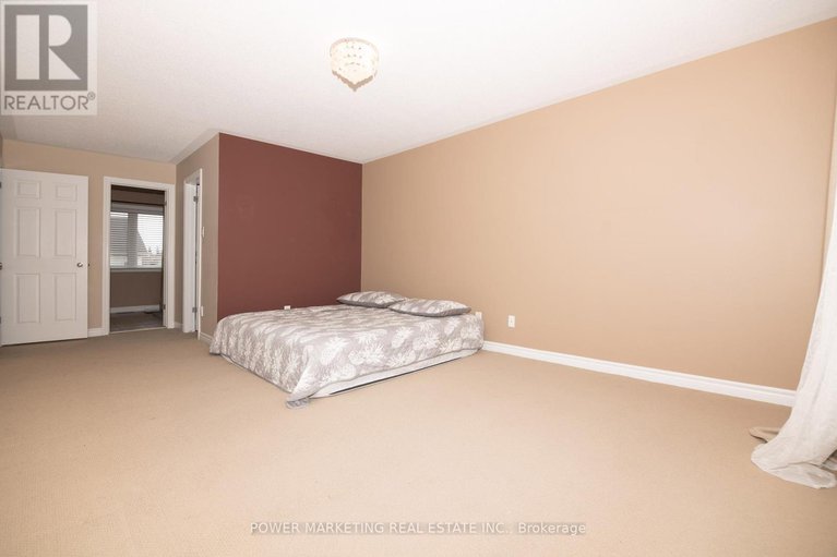 28151714/120-tapestry-drive/strandherd/ottawa/ontario/K2J0H3_21