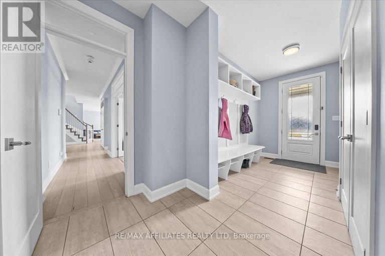 28084122/724-mcmanus-avenue/manotick-village-manotick-estates/ottawa/ontario/K4M0B2_25