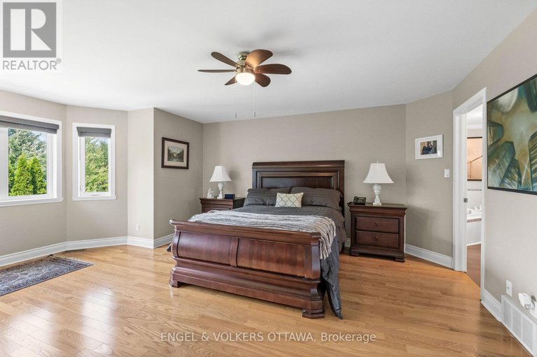 28853852/6163-elkwood-drive/greely/ottawa/ontario/K4P1N1_24