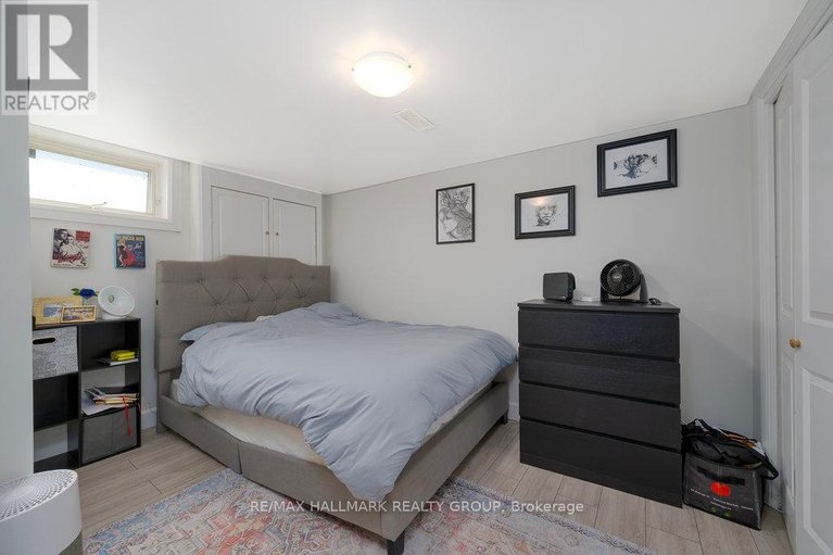 28751985/177-glynn-avenue/overbrookcastle-heights/ottawa/ontario/K1K1S4_21