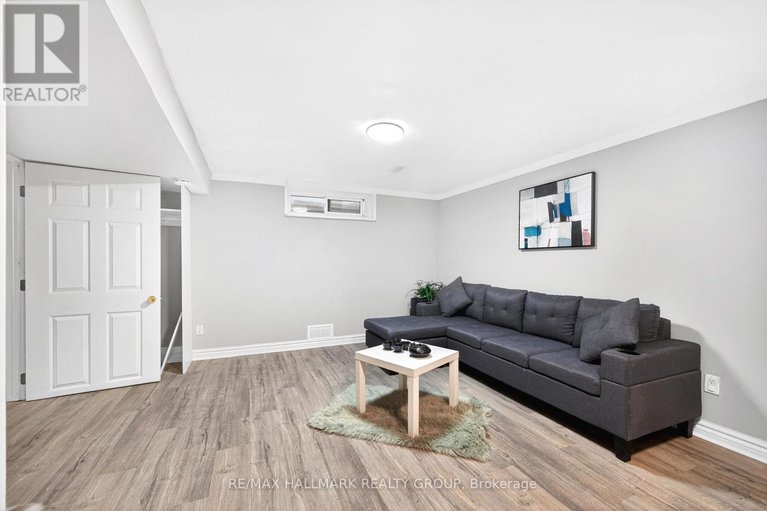 29462514/1930-southampton-court/braemar-park/ottawa/ontario/K2C0W4_37