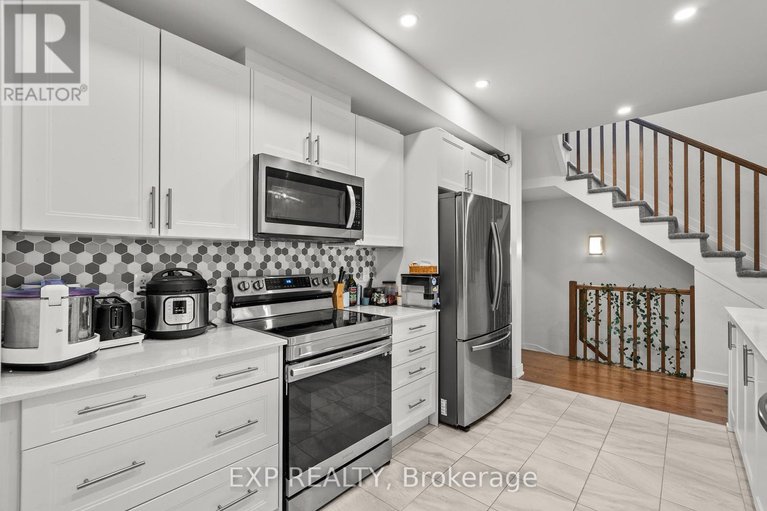 28635954/870-anciano-crescent/emerald-meadowstrailwest/ottawa/ontario/K2S2R8_7