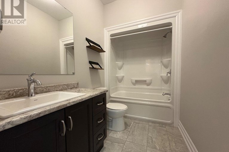 29232912/265-belfort-street/embrun/russell/ontario/K0A1W0_16