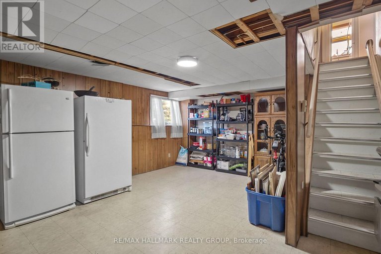 29166739/30-tiverton-drive/borden-farmstewart-farmcarleton-heightsparkwood-hills/ottawa/ontario/K2E6L7_27