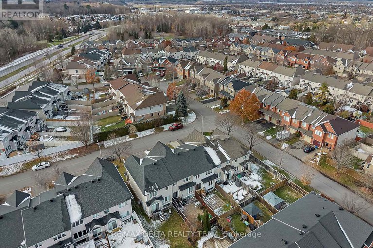29122908/216-forestcrest-street/chapel-hill/ottawa/ontario/K1C7R5_38