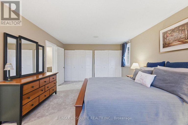 29629632/605-rowanwood-avenue/mckellarhighland/ottawa/ontario/K2A3E3_28