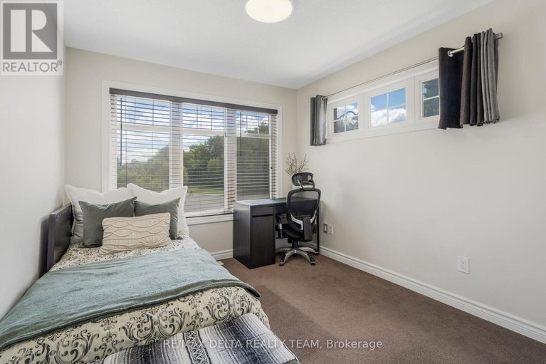 28643718/564-langelier-avenue/mer-bleuebradley-estatesanderson-park/ottawa/ontario/K1W0E7_22