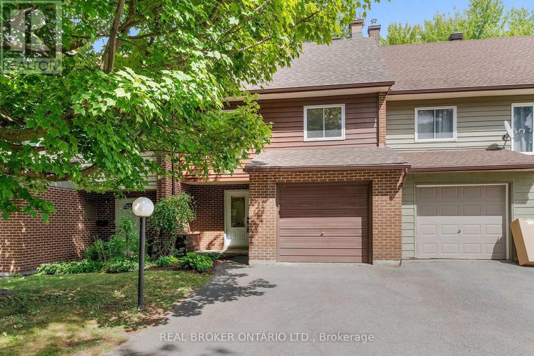 28816941/33-83-glen-park-drive/blackburn-hamlet-south/ottawa/ontario/K1B3Z1_1