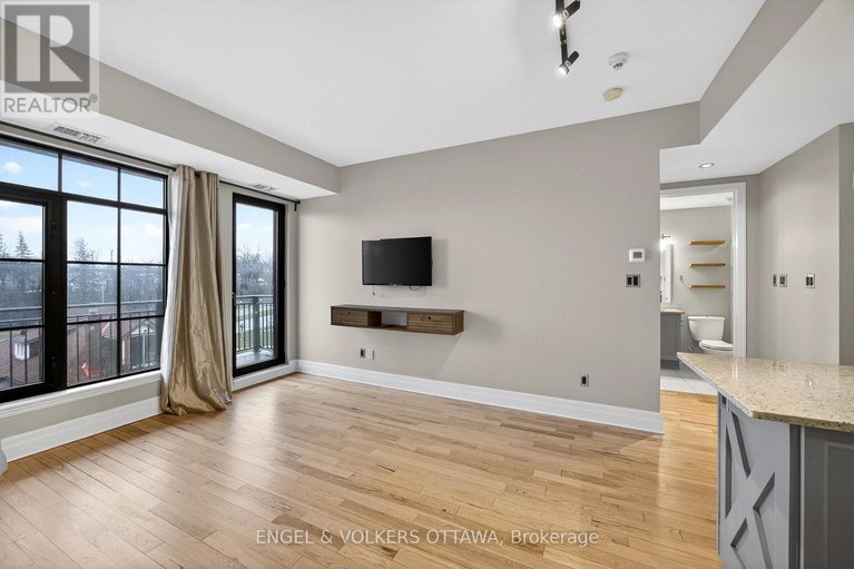 29609712/410-327-breezehill-avenue-s/west-centre-town/ottawa/ontario/K1Y1R6_19