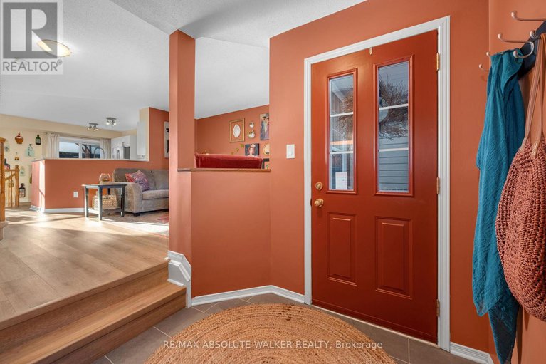 29366736/2083-breezewood-street/springridgeeast-village/ottawa/ontario/K4A4R7_4