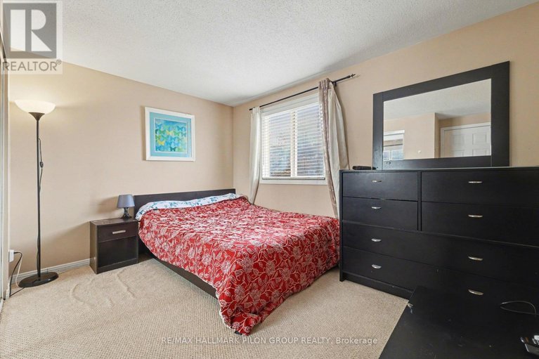 29659907/c-1540-beaverpond-drive/pineview/ottawa/ontario/K1B3R9_9