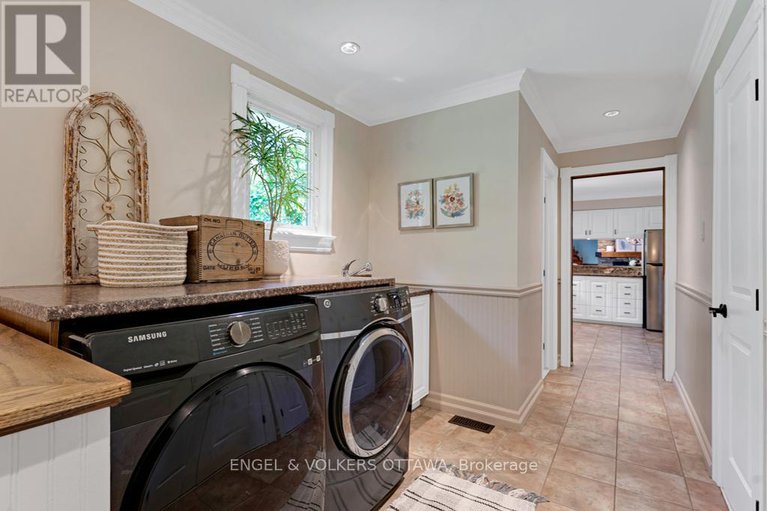 28654759/656-spruce-ridge-road/huntley-ward-south-west/ottawa/ontario/K0A1L0_15