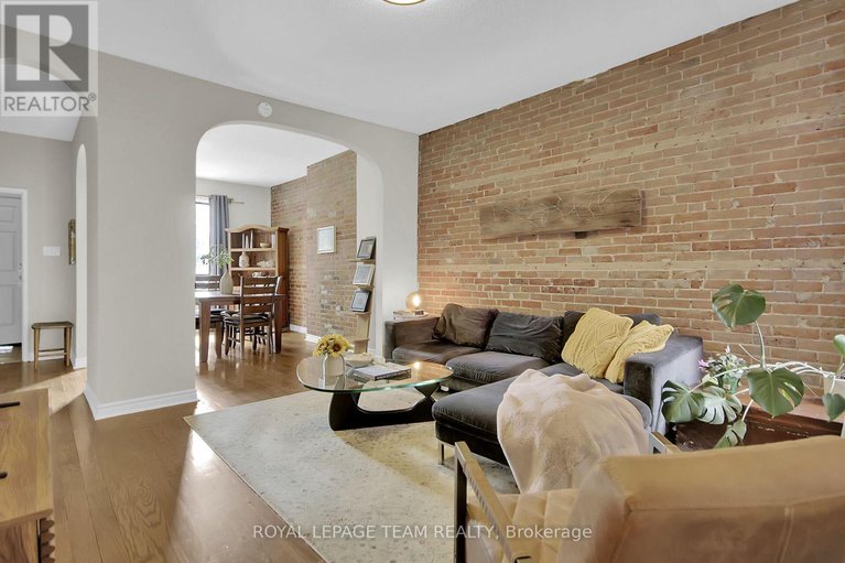 28807289/57-argyle-avenue/ottawa-centregolden-triangle/ottawa/ontario/K2P1B3_7