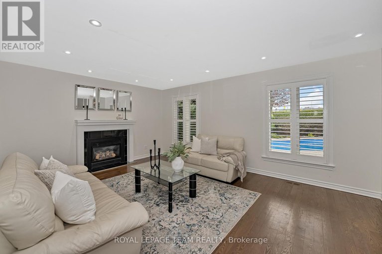 28339264/27-heritage-grove-crescent/stittsville-central/ottawa/ontario/K2S1R2_13