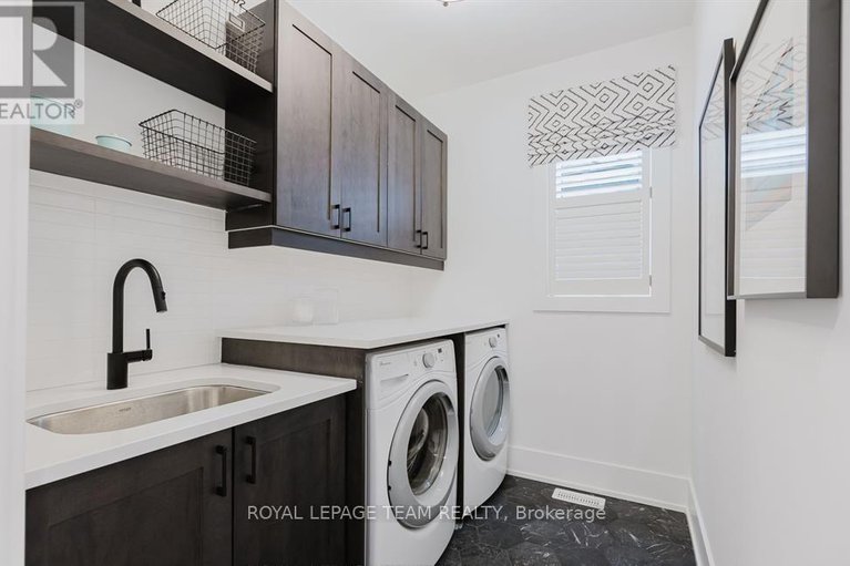 29178224/919-finescale-way/half-moon-bay/ottawa/ontario/K2J0R5_25