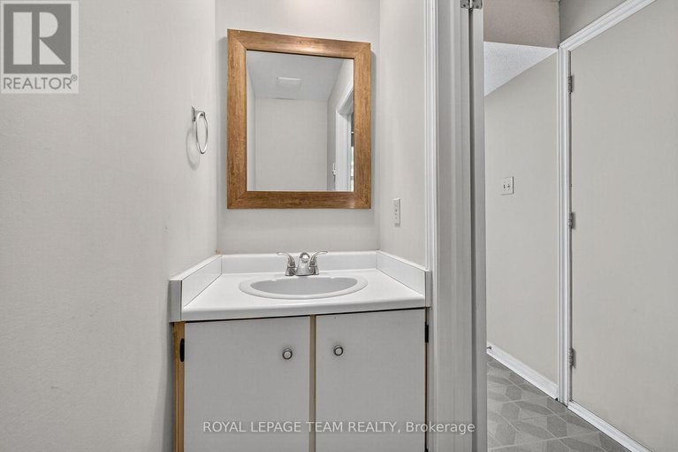 28941002/11-peary-way/katimavik/ottawa/ontario/K2L1Z9_10