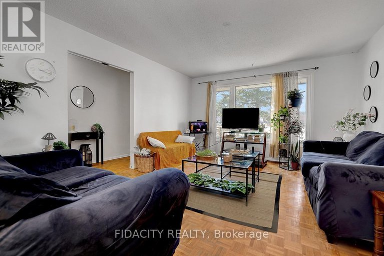 29664921/2336-ogilvie-road/beacon-hill-north/ottawa/ontario/K1J7N6_4