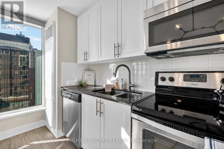 29331183/806-118-holmwood-avenue/glebe/ottawa/ontario/K1S2P4_18