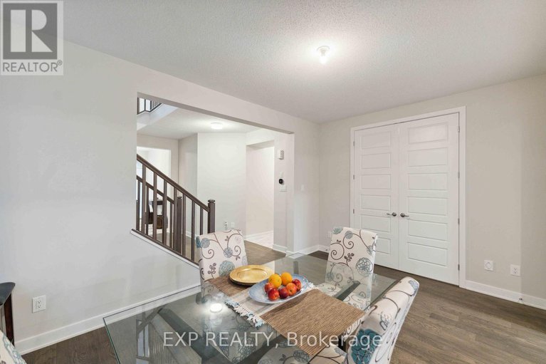 27724869/1053-showman-street-s/ottawa/ontario/K0A2Z0_7