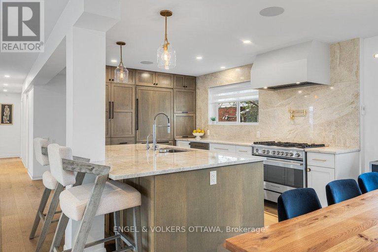 28298907/953-fairlawn-avenue/mckellar-heightsglabar-park/ottawa/ontario/K2A3S7_13
