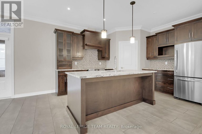 28532592/142-west-ridge-drive/stittsville-central/ottawa/ontario/K2S2H3_5