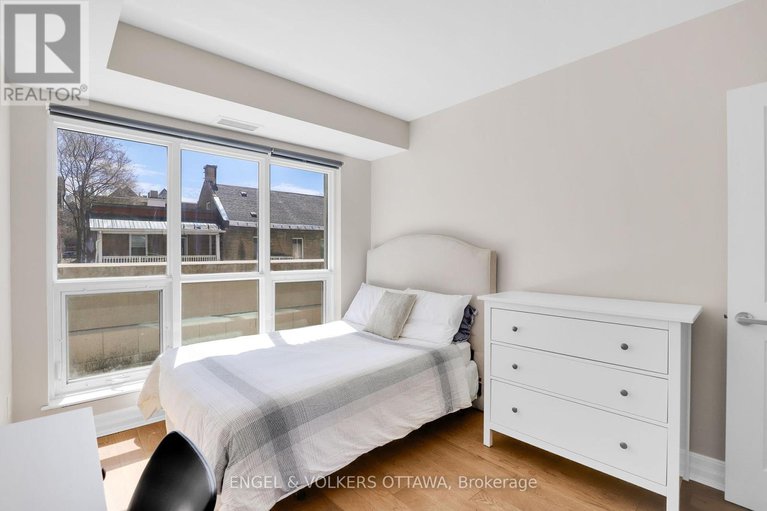 28318227/202-195-besserer-street/sandy-hill/ottawa/ontario/K1N0B6_18
