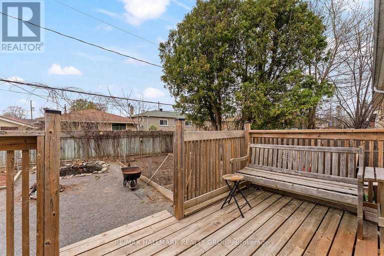 29679355/1318-avenue-q/eastway-gardensindustrial-park/ottawa/ontario/K1G0B6_17