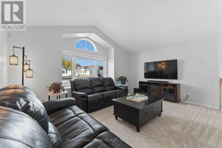 29047250/661-arc-en-ciel-street/fallingbrookgardenway-south/ottawa/ontario/K4A3H8_19