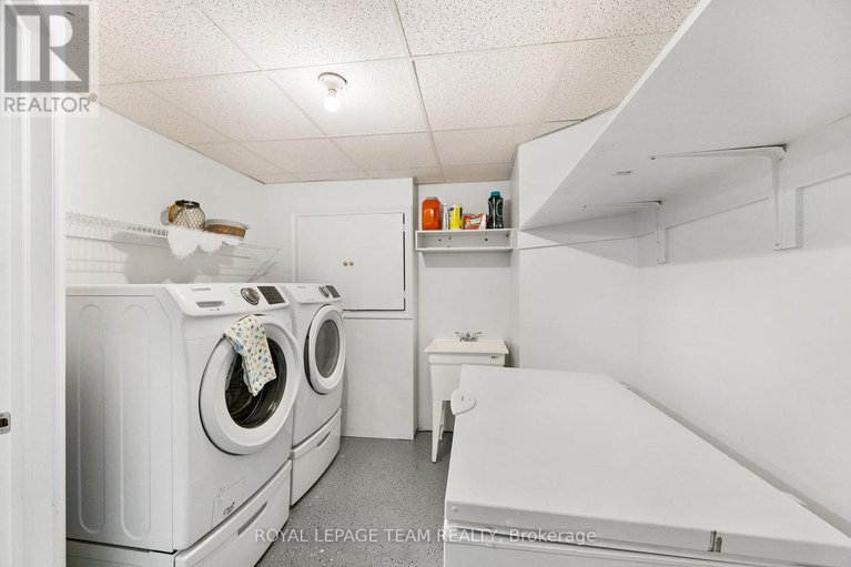 29269235/18-oakham-ridge-n/morgans-grantsouth-march/ottawa/ontario/K2K3B3_40