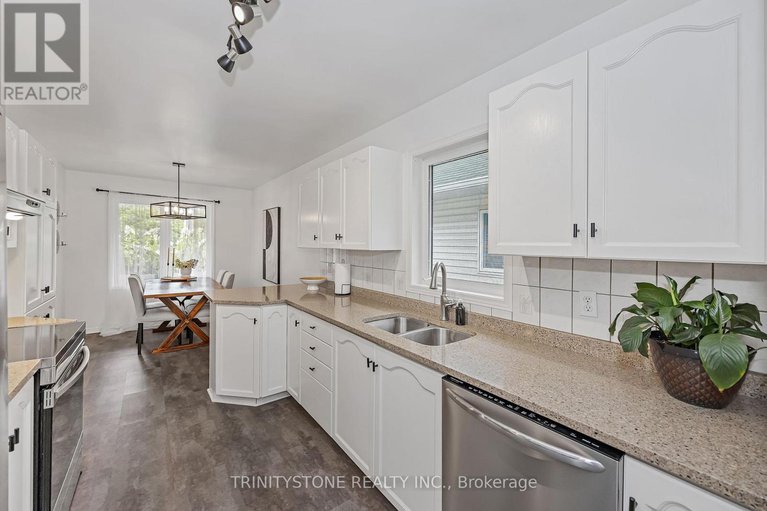 28755536/6127-abbott-street-e/stittsville-central/ottawa/ontario/K2S1V5_12
