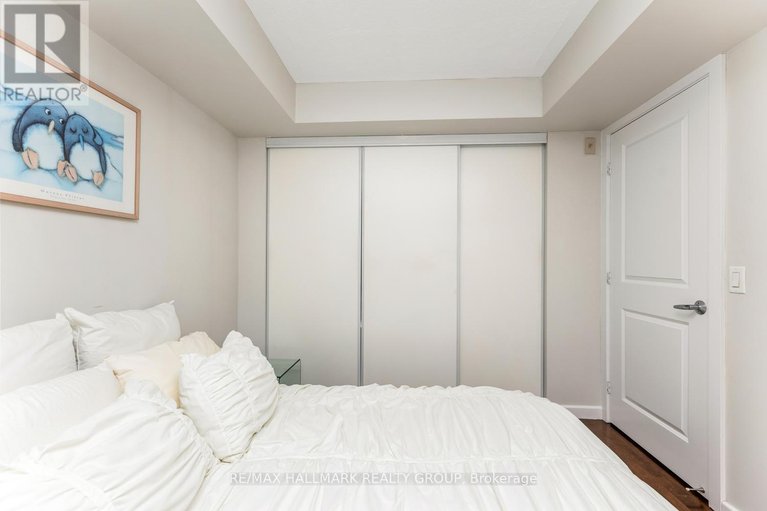28426381/502-138-somerset-street-w/ottawa-centregolden-triangle/ottawa/ontario/K2P0A3_13