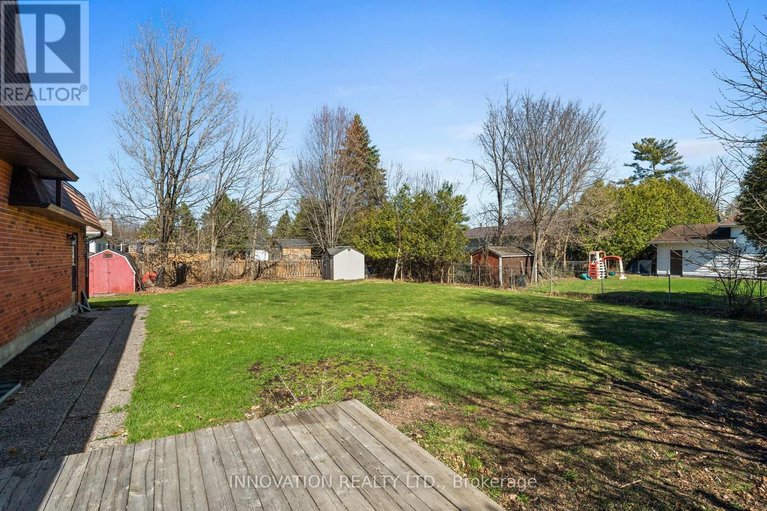 29648459/114-poole-street/fitzroy/ottawa/ontario/K0A1X0_38