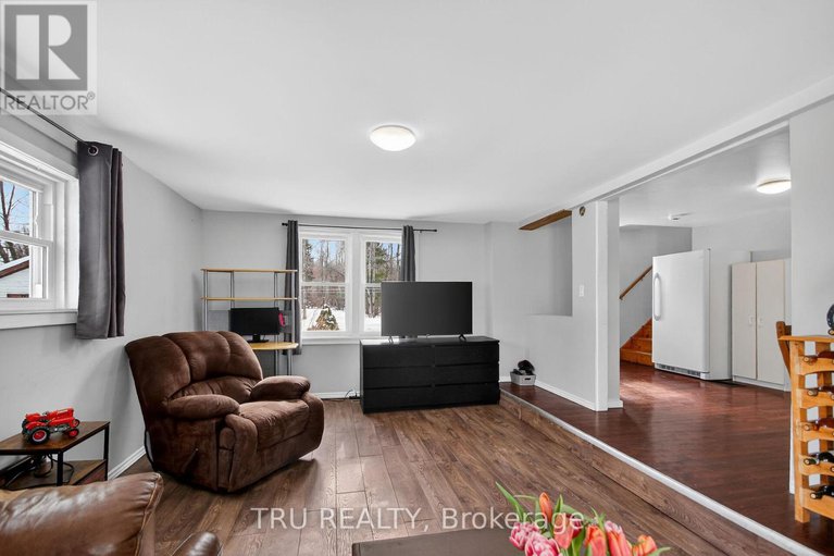 29406332/10492-clark-road/north-dundas-mountain-twp/north-dundas/ontario/K0E1S0_9