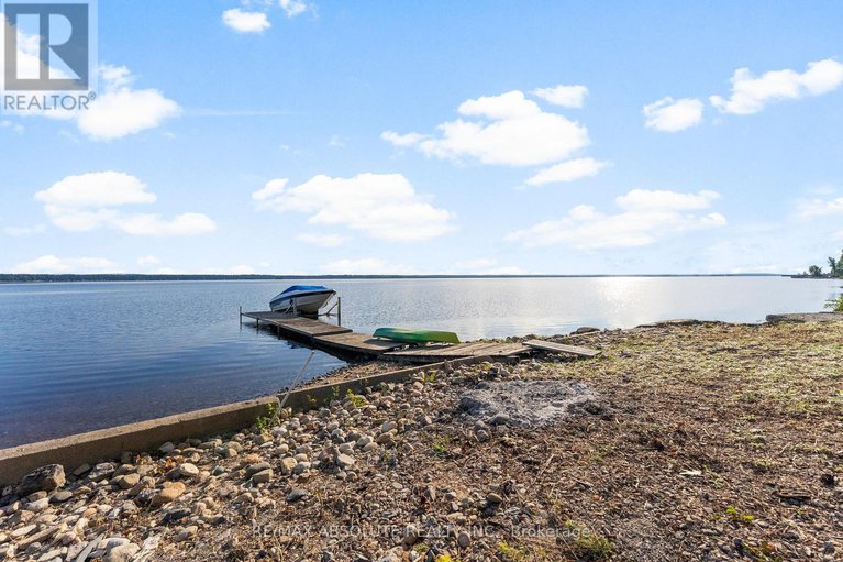 28810796/1724-river-road/mcnabbraeside-twps/mcnabbraeside/ontario/K0A1G0_45