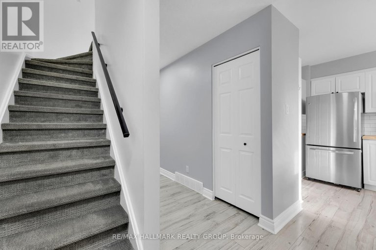 28989404/81-hadley-circle/bells-corners/ottawa/ontario/K2H7Z8_27