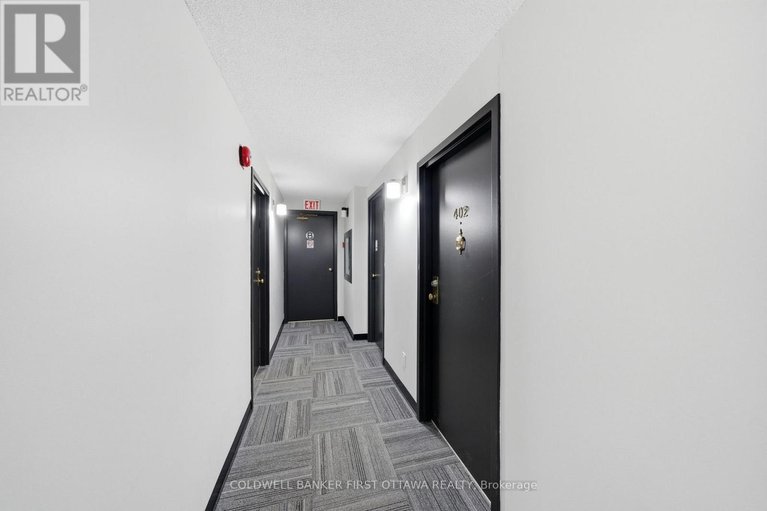 29622144/402-222-guigues-avenue/lower-townbyward-market/ottawa/ontario/K1N5J2_5