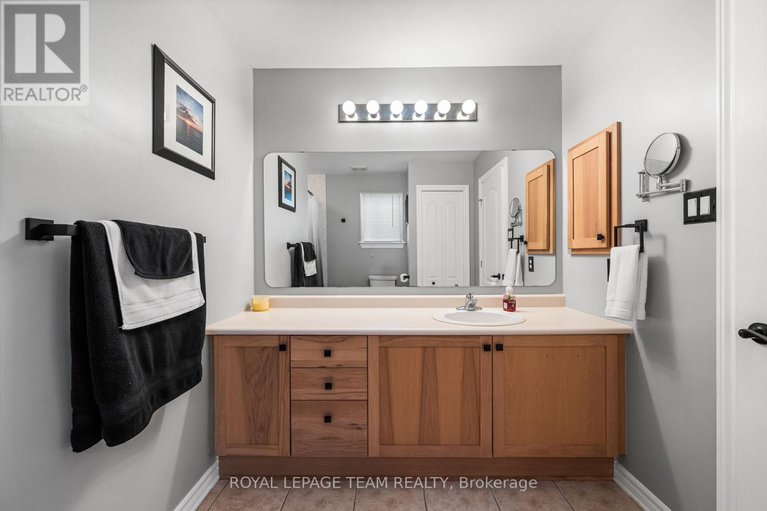 29049402/16-spinney-way/longfields/ottawa/ontario/K2J4Y8_25